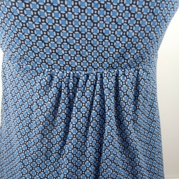 New York & Company Geometric Top Medium - Picture 8 of 14